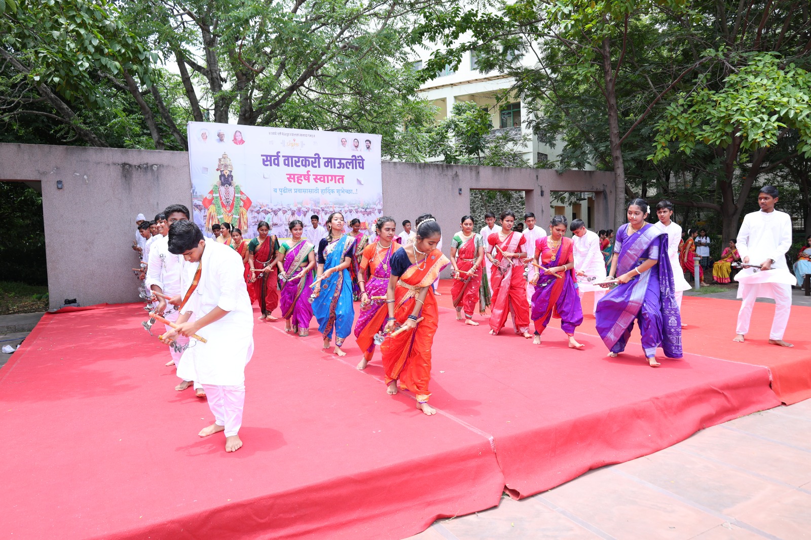 Dindi procession 
